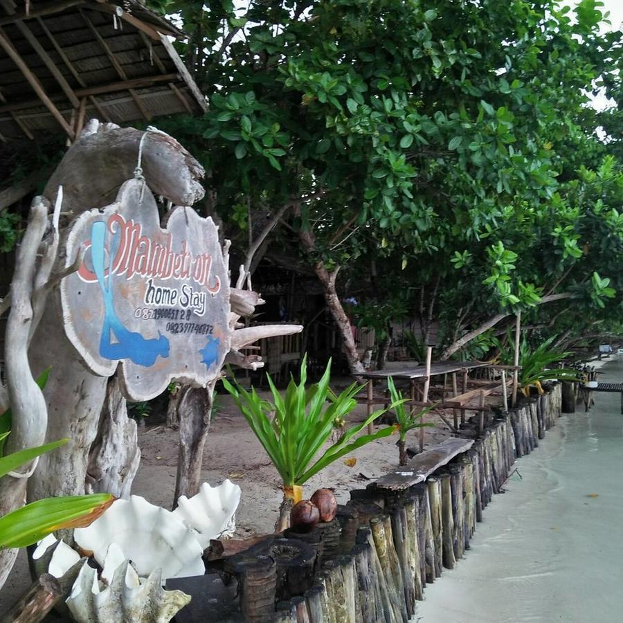 Mambetron Homestay Raja Ampat Pulau Mansuar Exterior photo